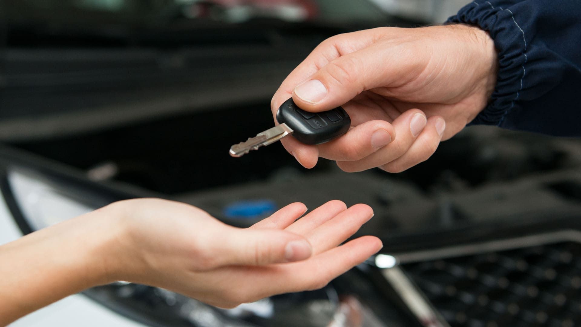wp-content/uploads/pratiche-auto-passaggio-chiavi-0001-1920x1080-1.jpg